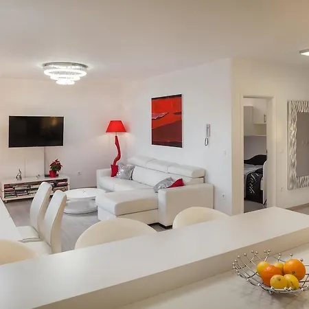 Apartment Damira