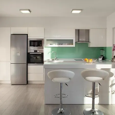 Apartment Damira *