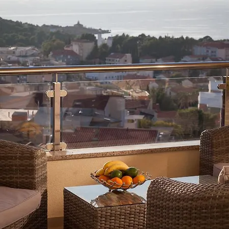 Apartment Damira