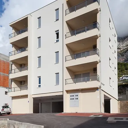 Damira Makarska