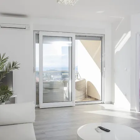 Damira Apartment